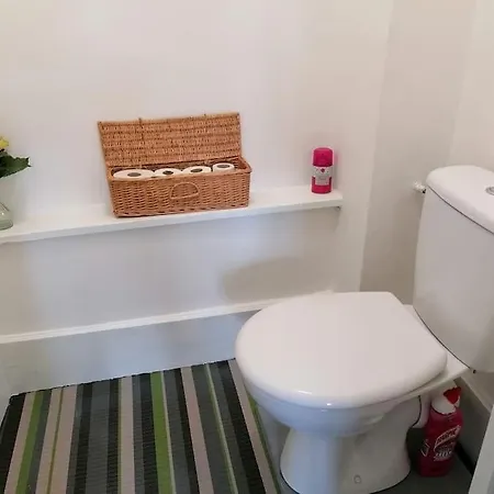 Apartment Chill 4 Pers Boite A Cle 24 Sur 7 Netflix & Wifi Joinville